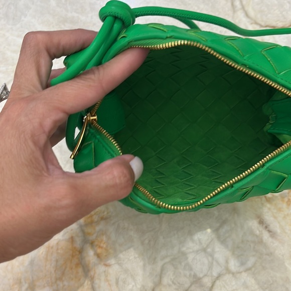 Bottega Veneta Mini loop in parakeet - Picture 4 of 11
